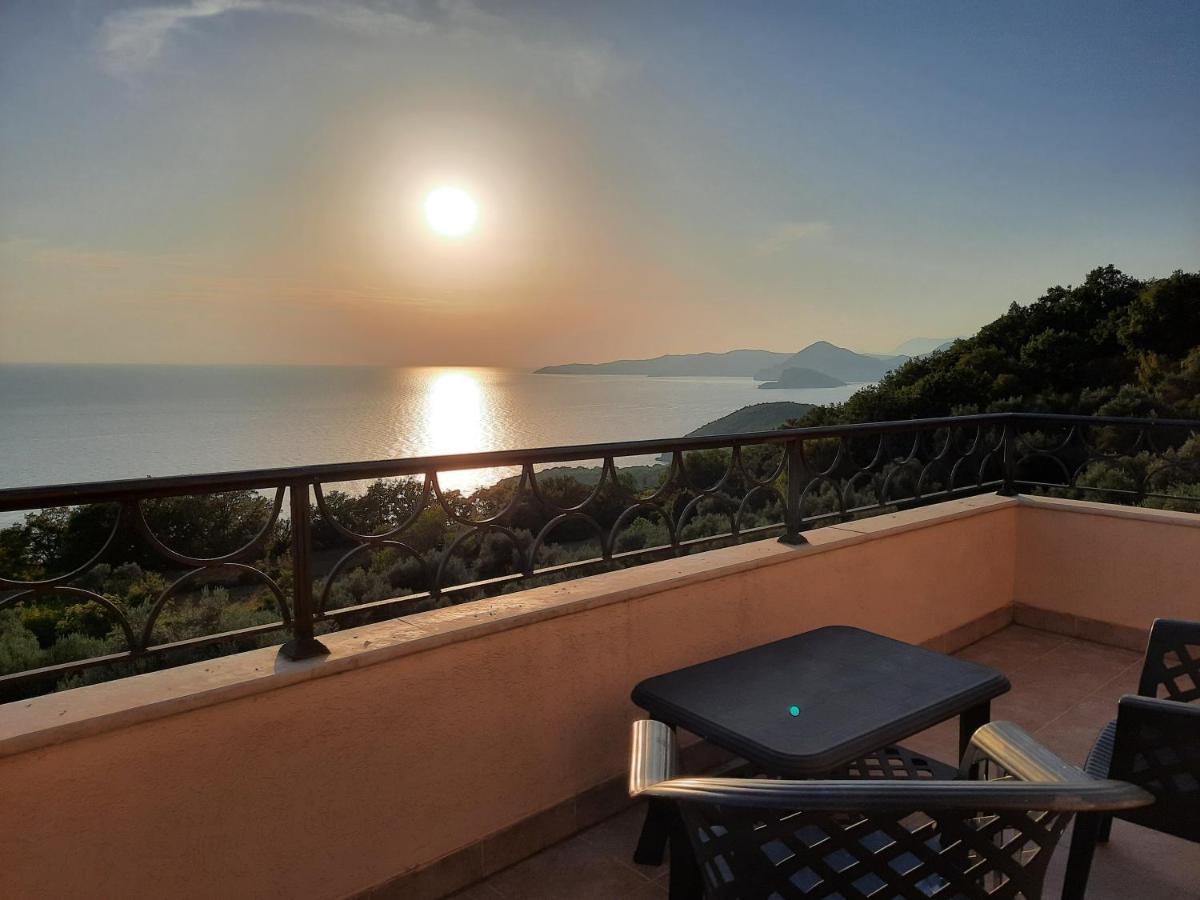 Villa Lipski Sveti Stefan Bagian luar foto