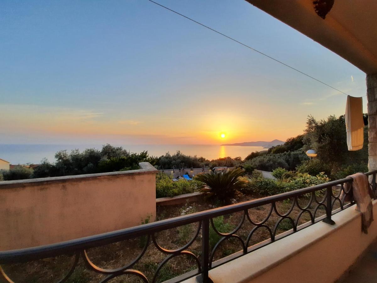 Villa Lipski Sveti Stefan Bagian luar foto